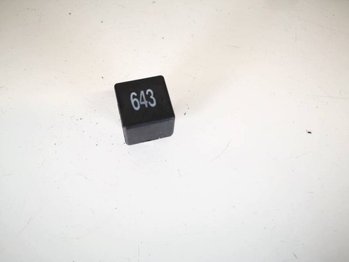 Volkswagen Polo 2010 Relay module 8k0951253, Genuine #2164290-57