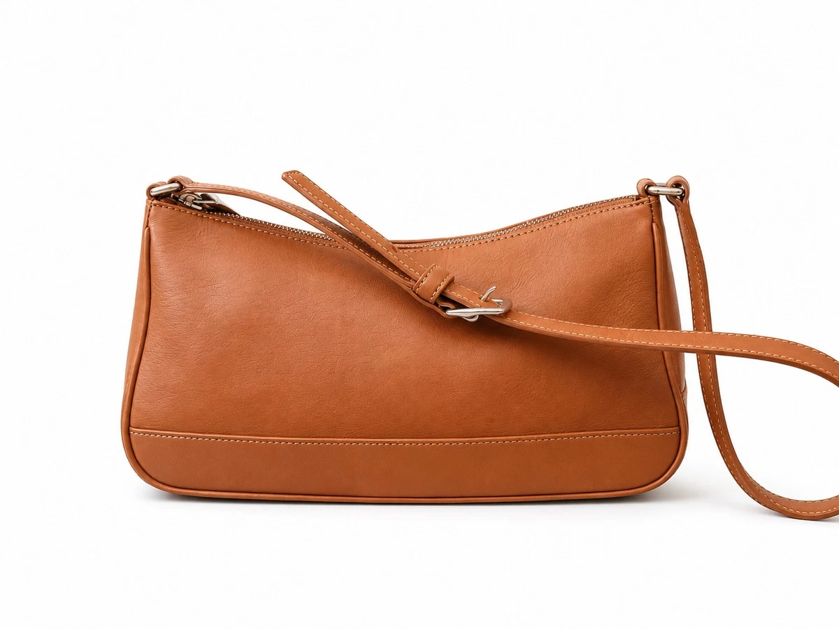 バッグ Coach Hampton Signature C Small Hand Bag Coach Hampton Buckle Small Bags & Handbags for Women for sale | eBay