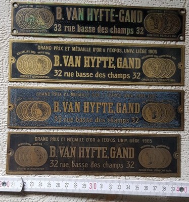 4x alte Piano Messingschilter B. VAN HYFTE, Gand !!!