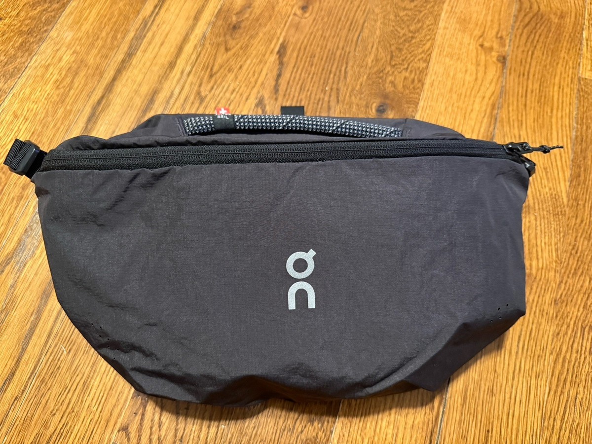 On Cloud Running Sling Pack 9L Men's Women's Magnet/Black Bag