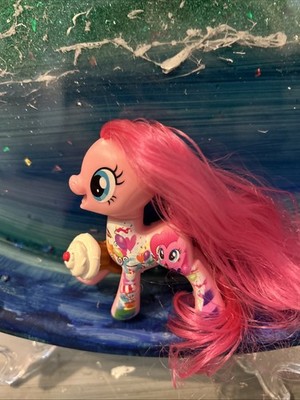 Pinkie Pie Friendship Is Magic Comes With Cupcake