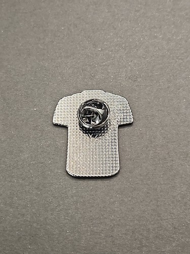 Argentina Soccer Player #10 Lionel Messi Jersey Enamel Lapel Pin. FREE SHIPPING! - Picture 2 of 2