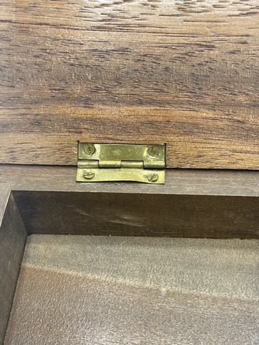 VINTAGE 60er SARG MECHANISCHE SPIELUHR ZIGARETTENHOLZSCHACHTEL SPIELT "TODESMARSCH" - Bild 12 von 13
