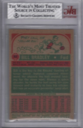 1973-74 TOPPS BILL BRADLEY #82 GRADED BVG 8 NM-MT - Picture 2 of 2