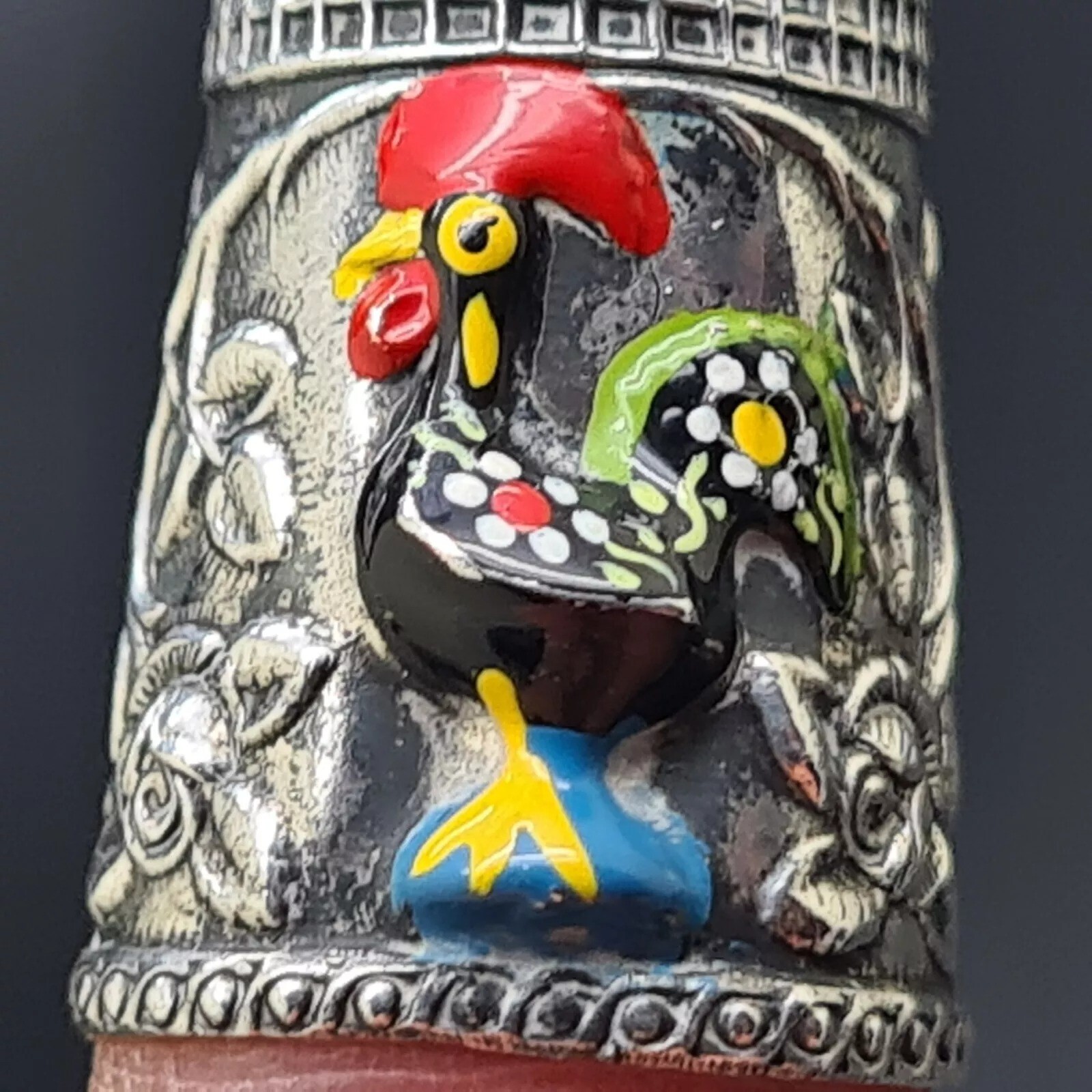 Silver Tone Enamel Gilt Thimble Cockerel Roses and Foliage Star on Top