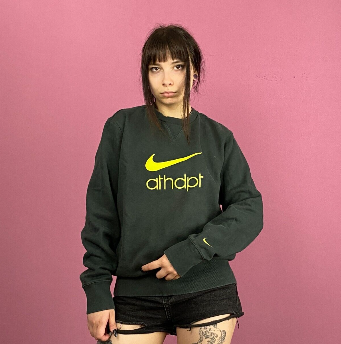 Nike Vintage Women's Sweatshirt Size L Green Crew Neck Sports Athletic  Swoosh