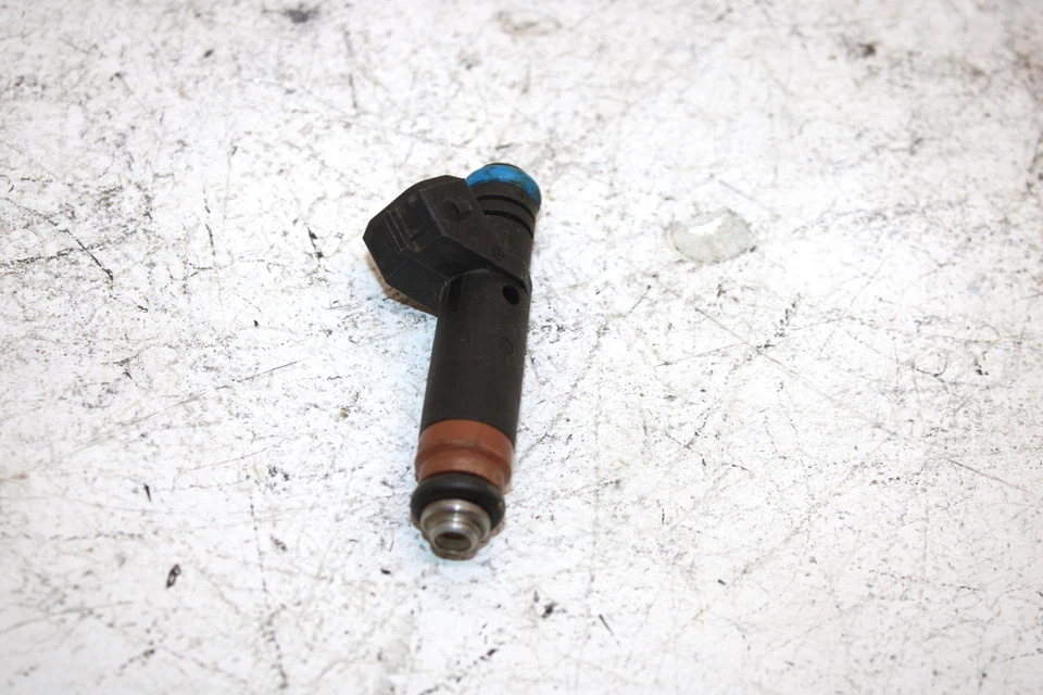 05 Inyector de combustible Ski-doo Mach Z 1000 Sdi OEM 420874480 SS105 Foto 3 de 4