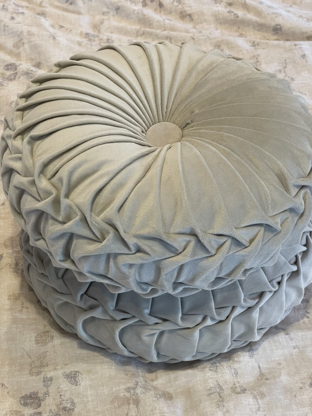 Pleated Round 14” lot 2 Throw Pillows gray Lush Décor pillow soft velvet Chic