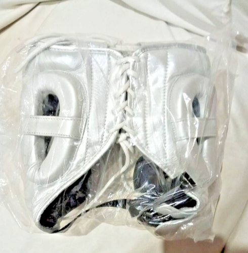 Boxing Replica Winning Headgear Made of Cowhide Leather Available In All Sizes - Picture 2 of 3