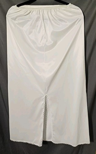 Vintage Taffeta Noisy Swish Slip Pillow Tab Formal Rear Slit M 26"-36" Waist - Picture 3 of 7