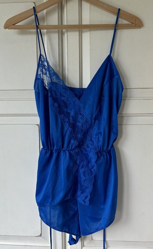 Vintage Cine Star lebendig blau 1 Stück Nylon Strampler Druckknopf Schritt Spitzenborte MEDIUM - Bild 3 von 16