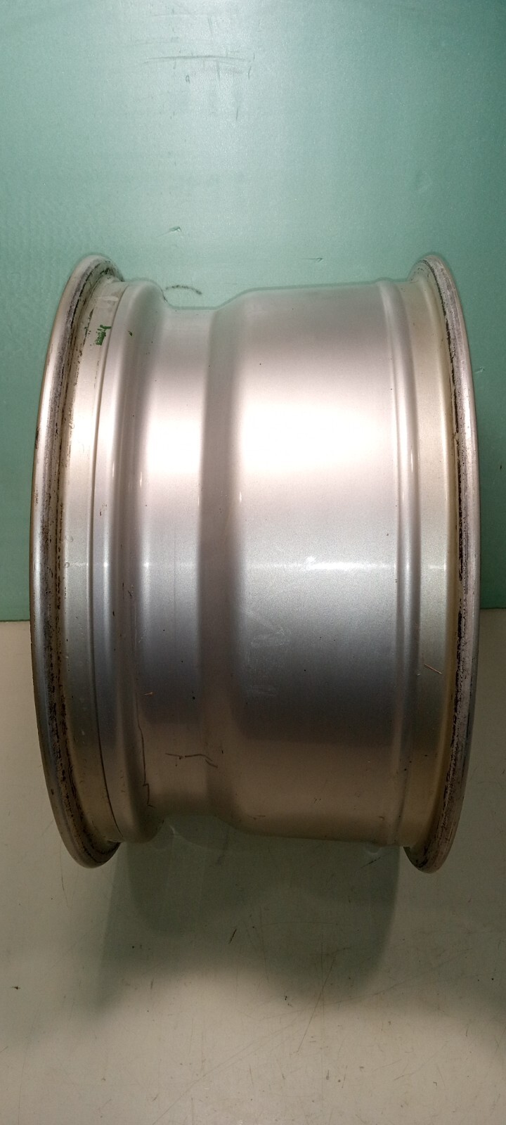 Ferrari 348 Rear Wheel_Rim_9X17_136547_Right Rear_SPEEDLINE_GENUINE