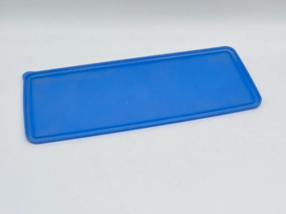Blue Tupperware 14-1/2" Replacement Lid 3996 FOR FridgeSmart 3995 Container - Image 2 of 2