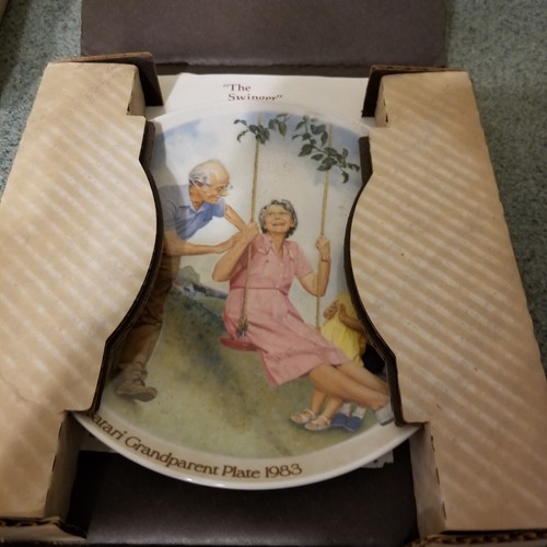Knowles THE SWINGER Collector Plate - Csatari Grandparent Series 1983 NIB W/COA - Picture 2 of 2