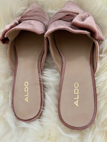 ALDO Unalillan Women's 6 Slip-On Slippers Flat Mules Light Pink Velvet Bow $40 - Picture 2 of 12
