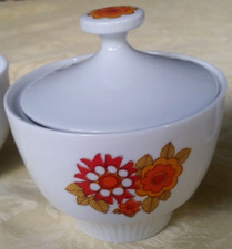 Mitterteich Form 870 Zuckerdose Relief Dekor Blumen