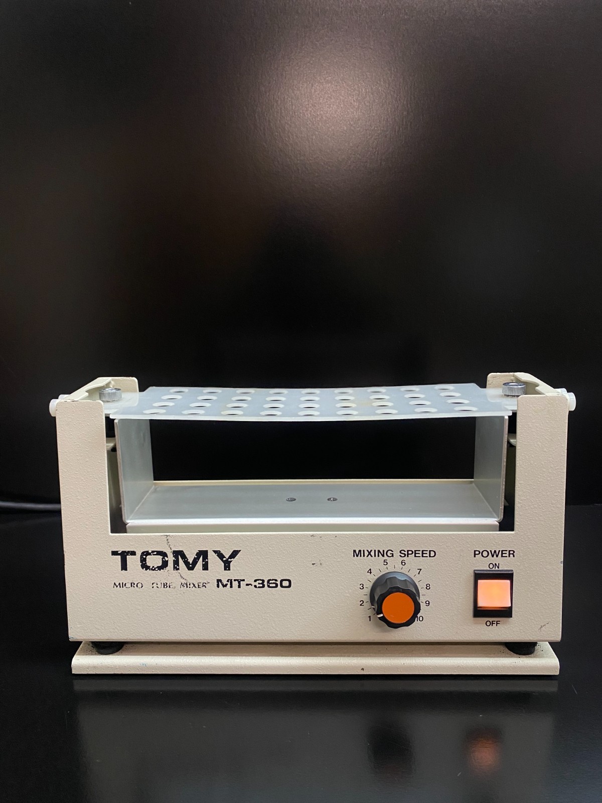 Tomy Seiko Model No MT-360 Micro Tube Mixer