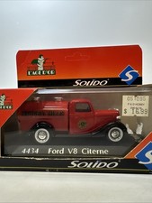 Solido Ford V8 Citerne Beverly Hills Fire Department Fire Engine Truck 1/43 4434
