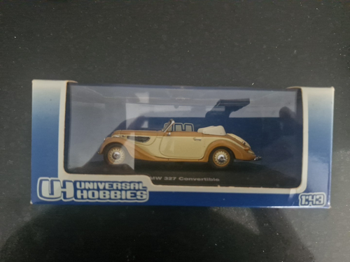 1:43 Scale Universal Hobbies BMW 327 Convertible - Brown and Beige 1576 - Picture 2 of 23