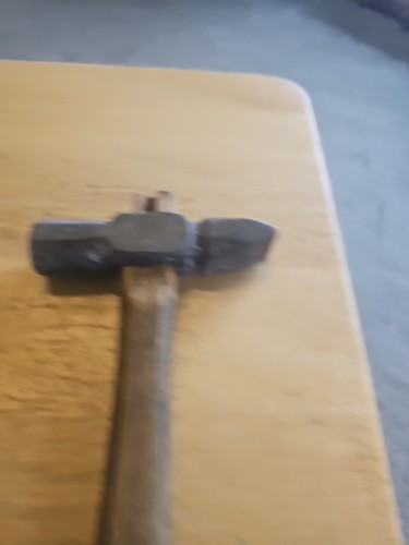 Antique 15.9 Oz. Cross Peen Hammer Blacksmith. 11. 75" Unmarked. P - Picture 4 of 13