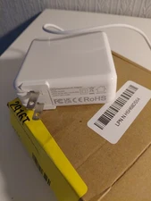 Replacement AC Adapter MODEL: PA-85W INPUT: AC100-240V 1.5A 50-60Hz 0UTOPUT: 20V