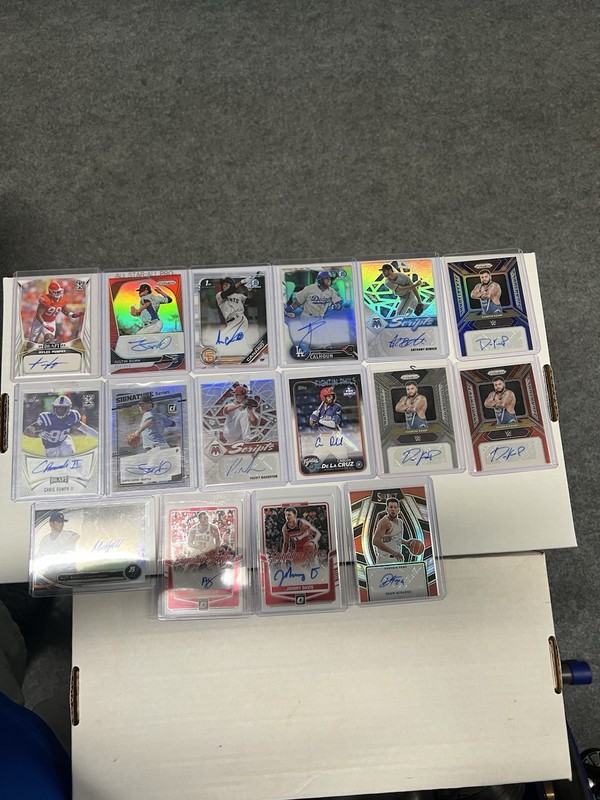 16 Card Autograph Lot. Baseball-Football-Basketball-WWE 🔥🔥🎆🎆    L@@K
