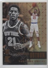 2017-18 Panini Essentials Damyean Dotson #153 r2s