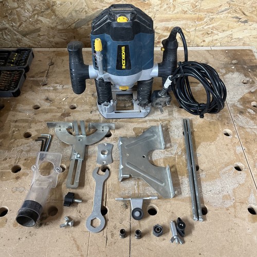 Aldi 240v Work Zone Wood Work Router 1250w Uk Plug with lots of ...