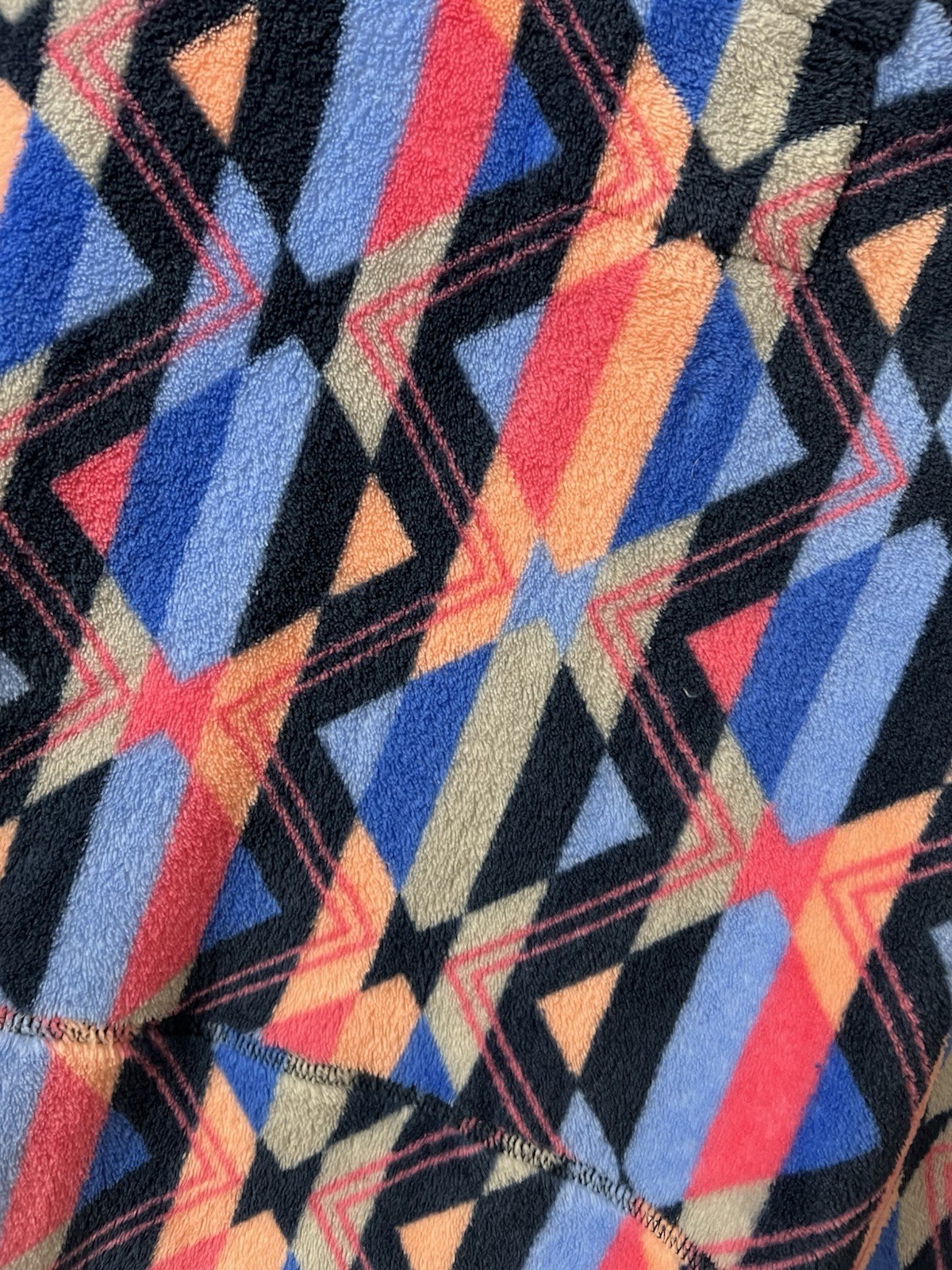 Southern Marsh Geometric Pattern Mid-Length Colla… - image 8