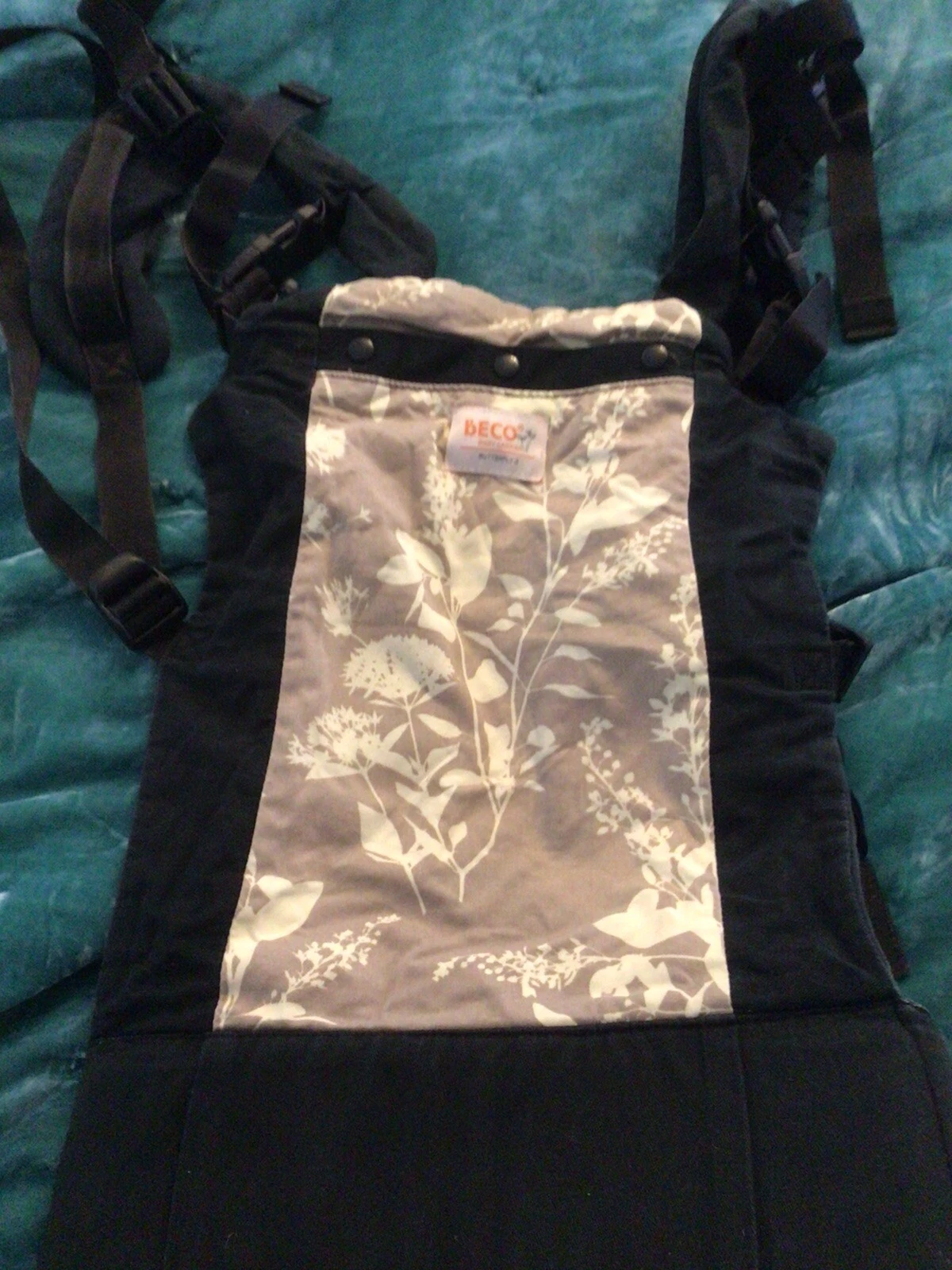 Beco Butterfly II Baby Carrier floral black Back Or Forward