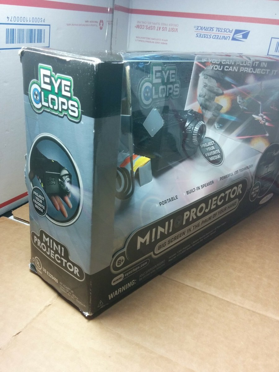 Vtg 2009 Jakks Pacific Eyeclops Mini Projector Big Screen Portable