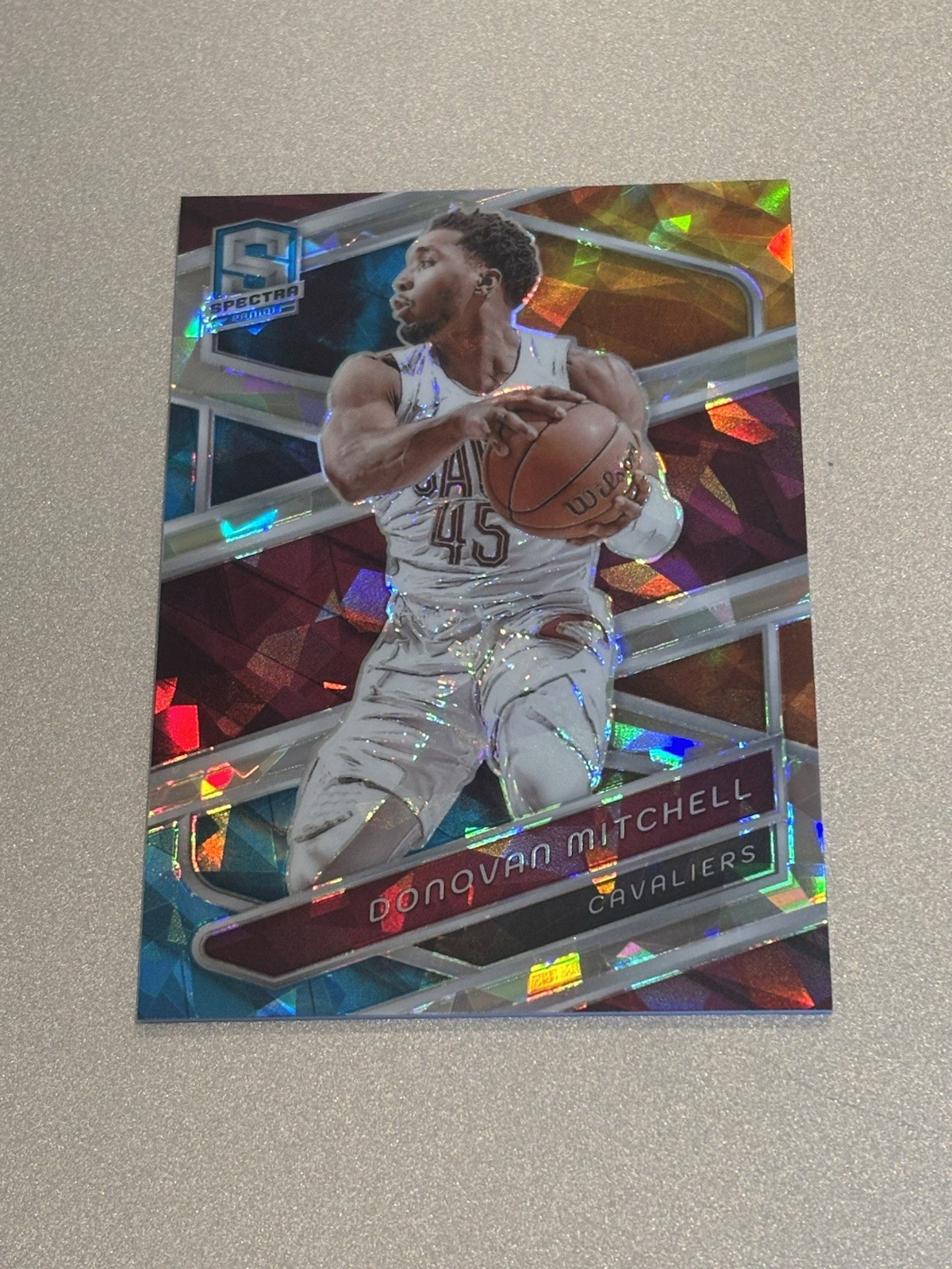 Donovan Mitchell 2023-24 Panini Spectra #62 Ice Astral /49