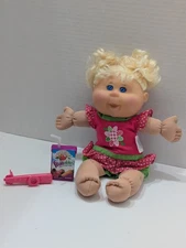 Cabbage Patch Kids ABC Singing Kazoo Juice Box Doll Blonde Hair Blue Eyes 2011