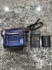 SONY DCR DVD-101 HandyCam Mini DVD Camcorder Tested Working w/ Battery  Charger