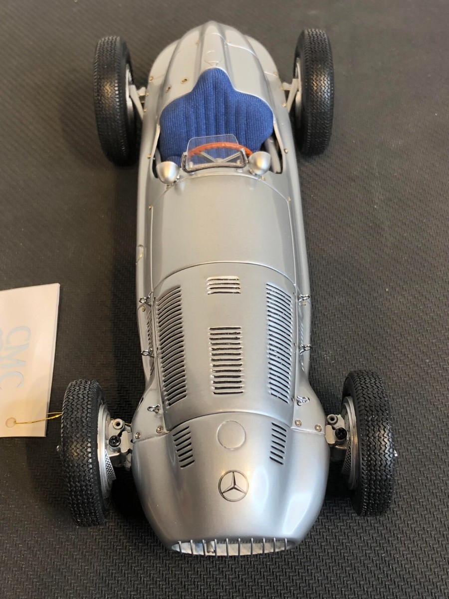 ミニカー CMC 1/18 MERCEDES W165 1939 Amazon.com: CMC-Classic Model Cars Mercedes-Benz W165 1939 1