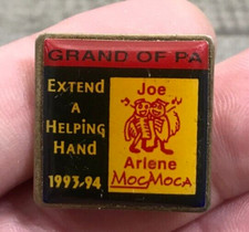Grand Of PA Extend A Helping Hand Joe Arlene 1993-94 MOC MOCA Lapel Hat Vest Pin