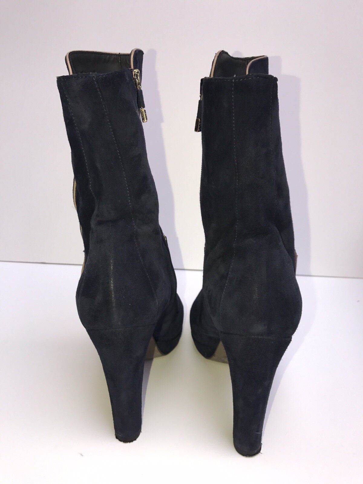 Previously Owned (barely) Alberto Fermani FE9246 FE9246 FE9246 bluee Suede Boot – WORN ONCE - S 96a2ed Previously Owned (barely) Alberto Fermani FE9246 FE9246 FE9246 bluee Suede Boot – WORN ONCE - S 96a2ed