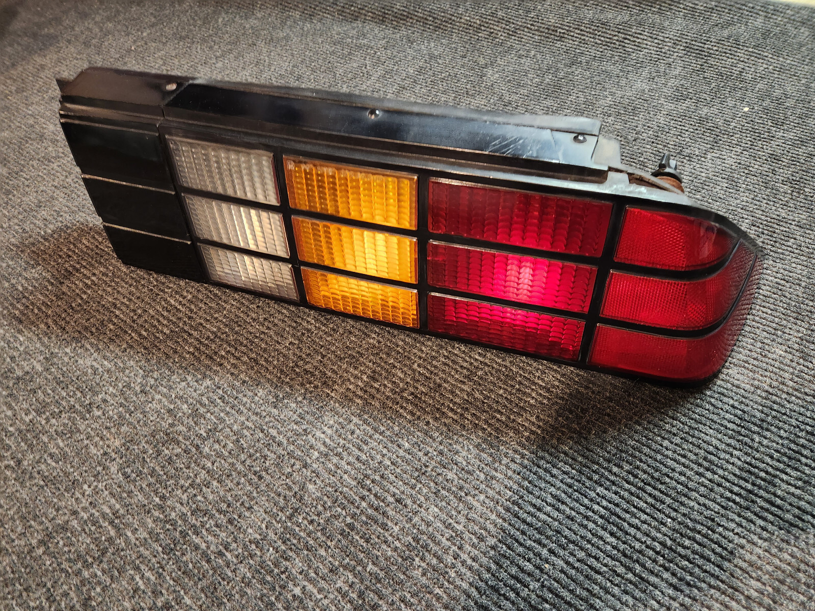 19851992 CAMARO Z28 IROC Z TAIL LIGHTS PAIR LEFT AND RIGHT GM ORIGINAL
