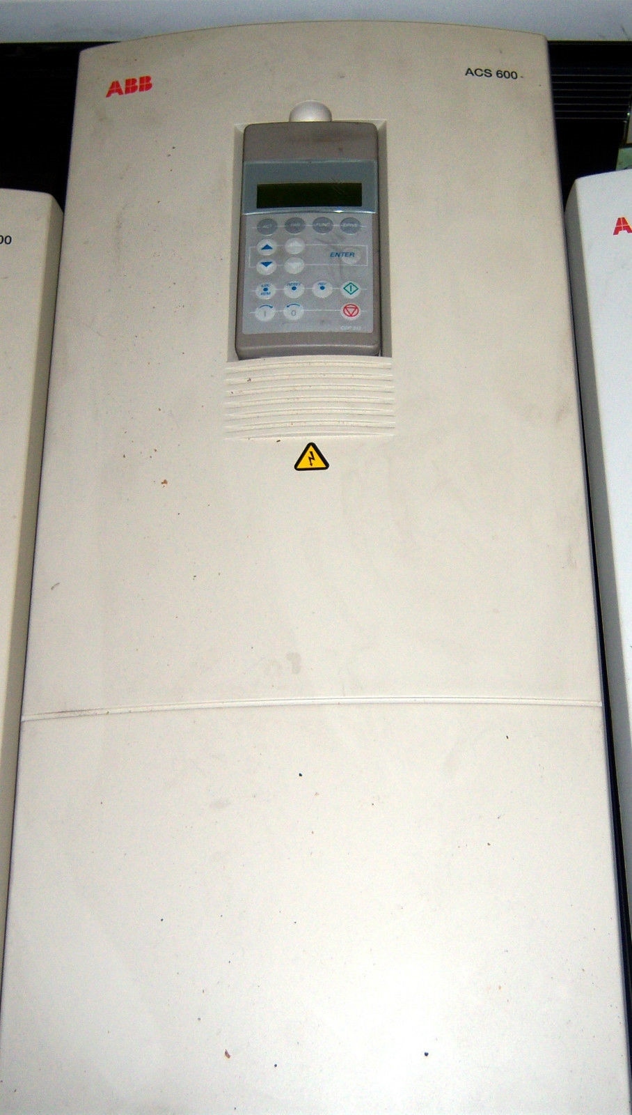 ABB Drive ACS601-0070-4-000B1200800 3PH 300-500VAC
