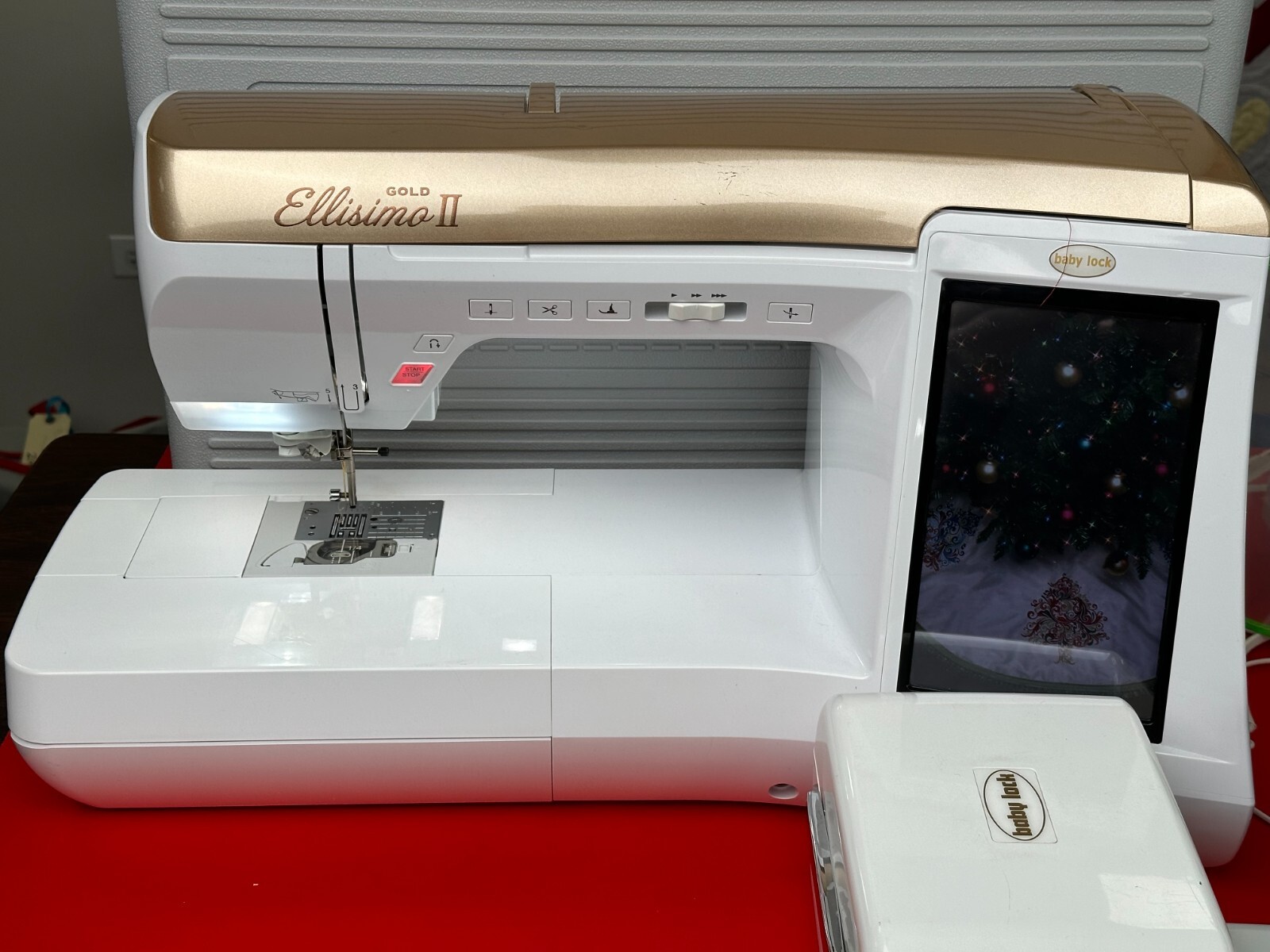 Baby Lock Ellisimo Gold 2 (BLSOG2) Sewing & Embroidery Machine eBay