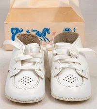 VTG 1984 Newborn Baby leather shoes white boy/girl Fleet-Air Size 0 laces