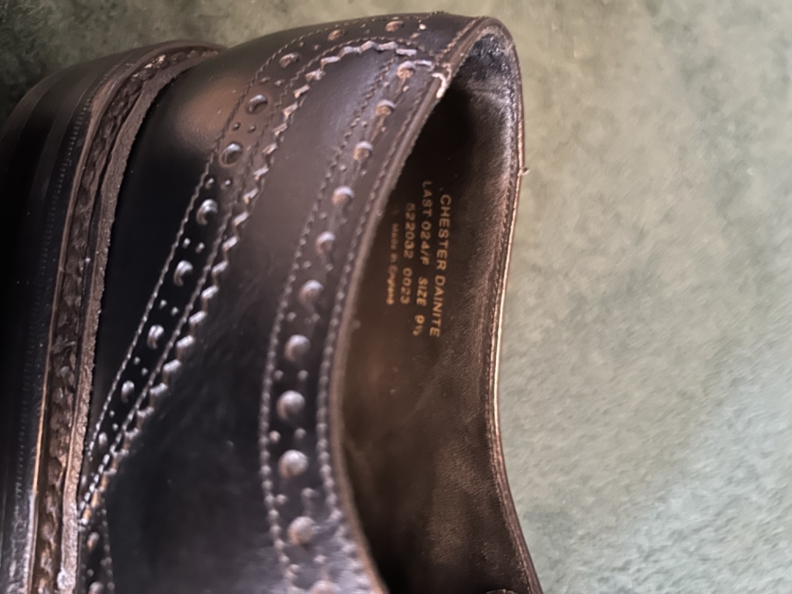 Loake 1880 Chester Brogue Dainite sole Black Size 9.5, perfect with box image 7