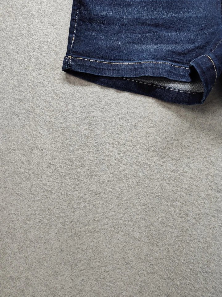 Pantalones Cortos YMI Para Mujer 5 27 Azul Denim Tiro Bajo WannaBettaButt Elastizados Informales Foto 4 de 4