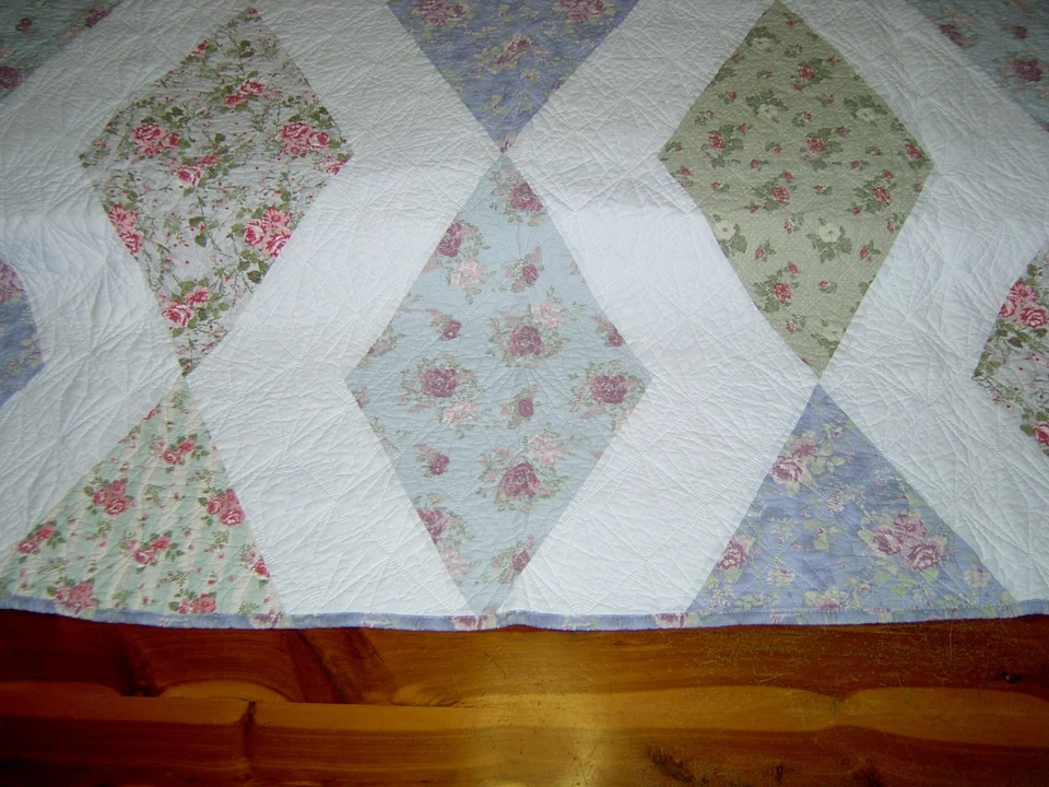 Edredón MARTHA STEWART Diamante Floral Queen + Fundas 89x93 Foto 4 de 4