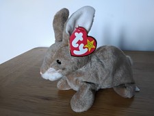 TY BEANIE BABIES "NIBBLY" THE RABBIT/BUNNY 1998. WITH TAG. IMMACULATE.  RARE.
