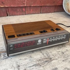 Vintage GE 7-4624B Digital Alarm Clock Radio Tested and Works