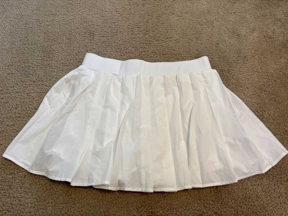 Halara Tennis Skirt Skort Womens 1XL White 2-in-1 Pleated Side Pocket Leg Buckle