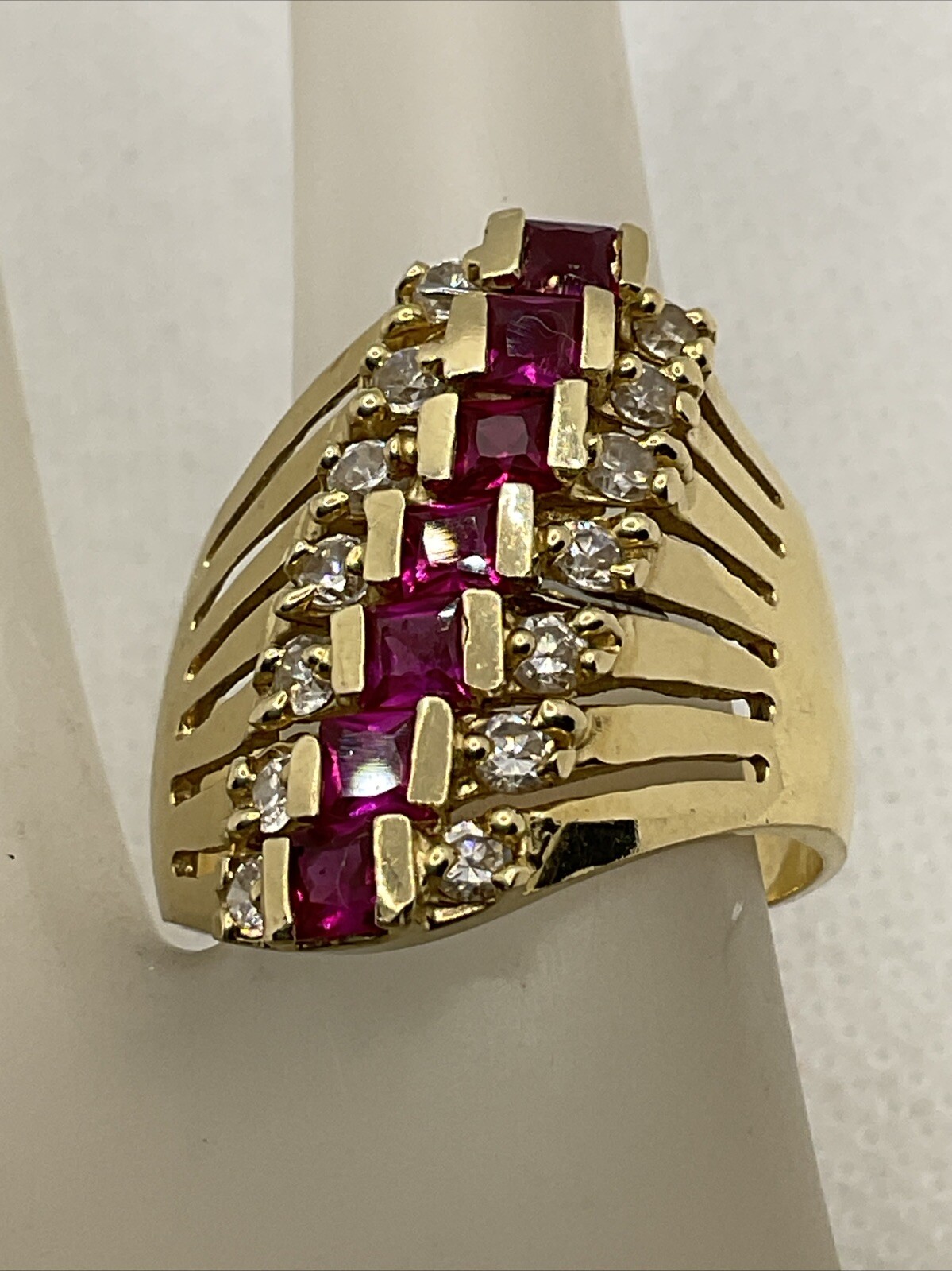 IMPRESSIVE Solid 14K Yellow Gold Princess Cut Cre… - image 2