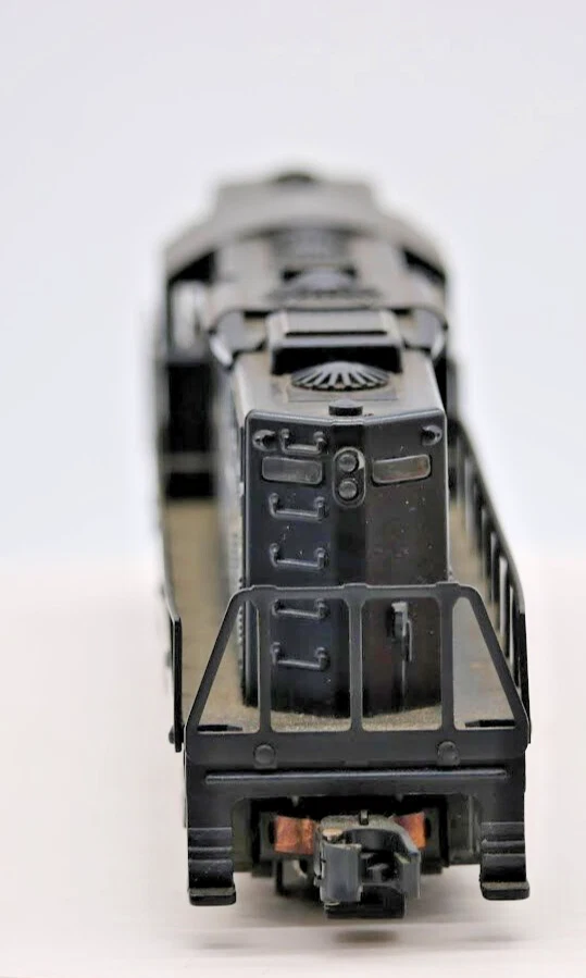 American Flyer 4-8552 S Scale New York Central GP-9 Diesel Locomotive 1:64 Gauge - Image 4 of 4