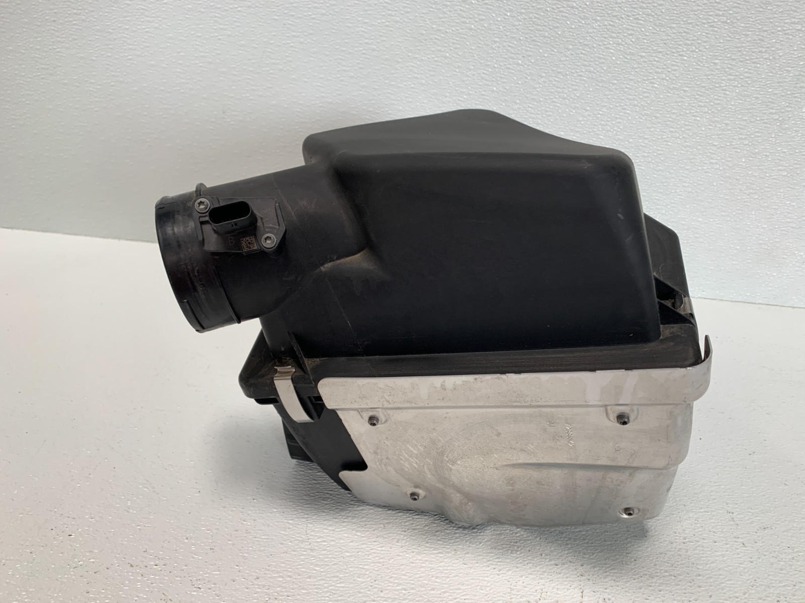 16-18 BMW M240i 340i F30 ENGINE AIR INTAKE MUFFLER FILTER CLEANER BOX OEM #A0.13